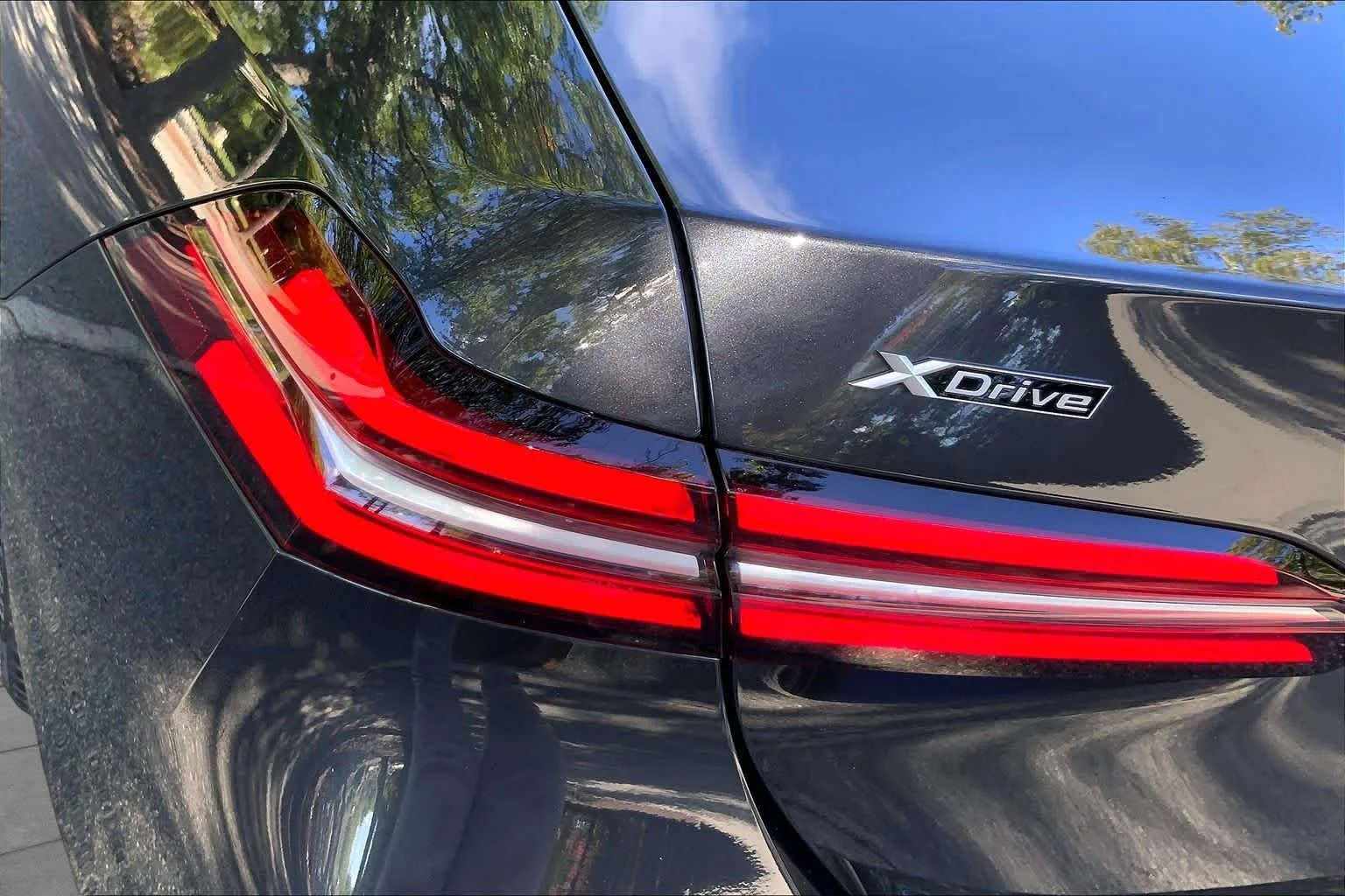 Certified Used 2024 Dark Graphite Metallic BMW 540i xDrive image 27