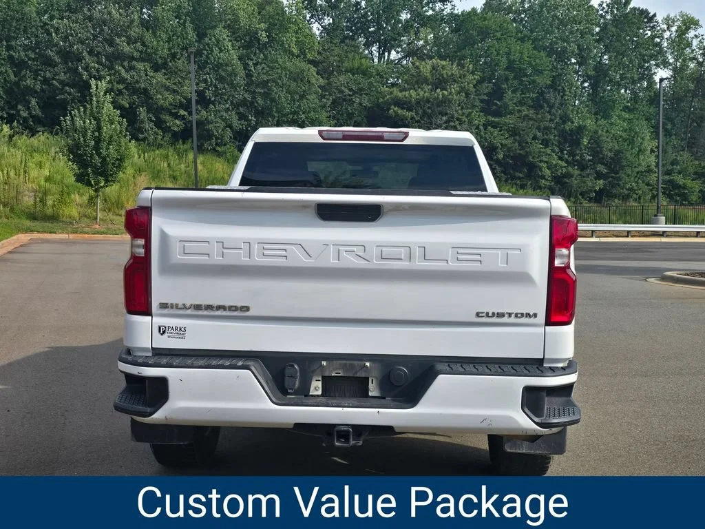 Certified Used 2022 Summit White Chevrolet Custom image 4