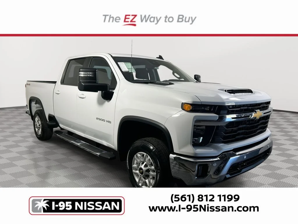 2025 Chevrolet Silverado HD LT 4WD Crew Cab Standard Box's photo