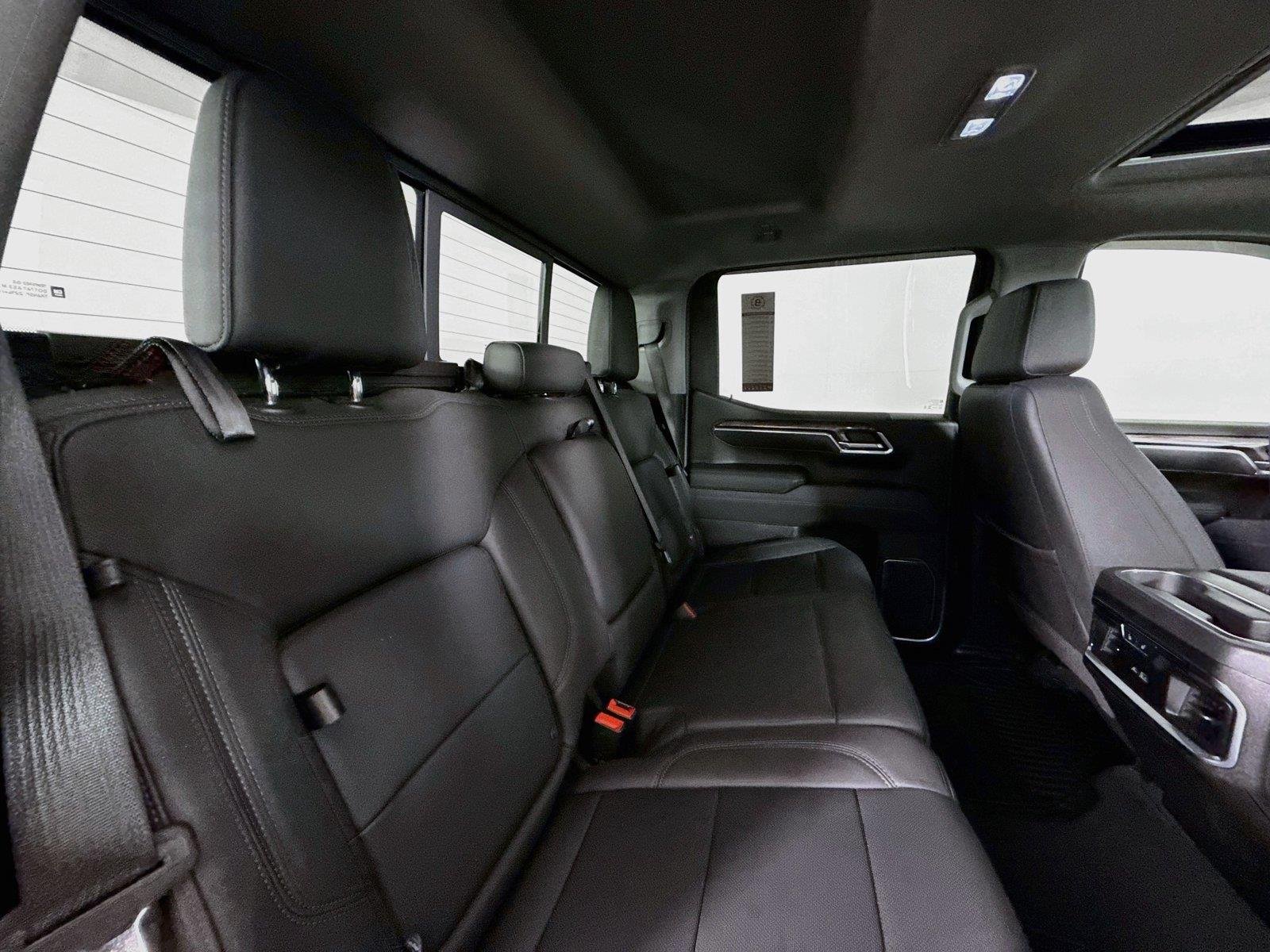 Used 2025 Black Chevrolet LTZ image 41