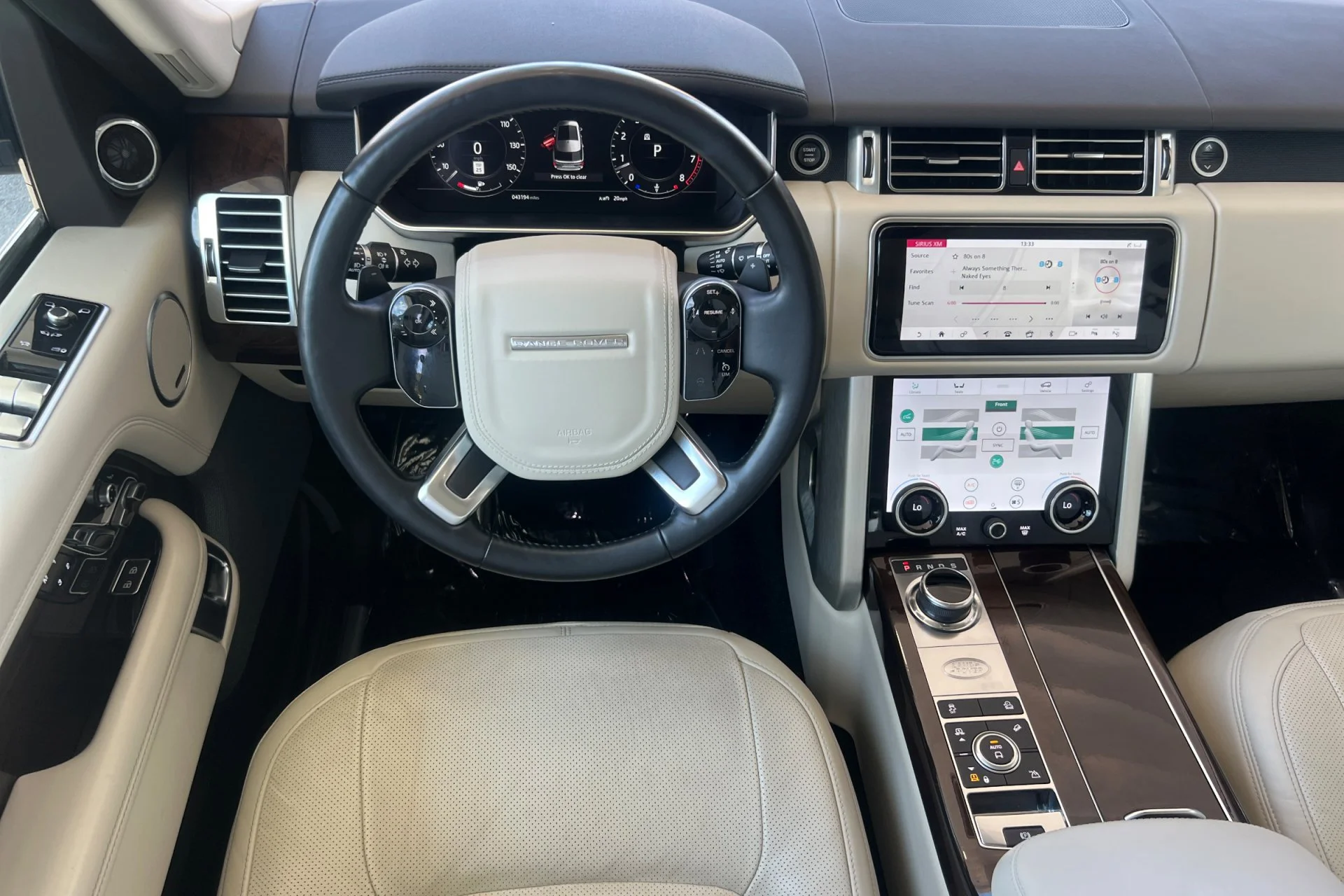 Used 2021 Eiger Grey Metallic Land Rover P400 Westminster image 16