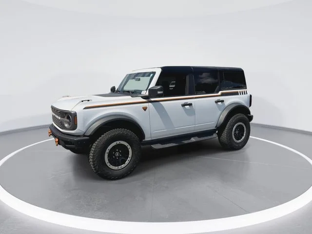 Used 2024 White Ford Badlands image 4