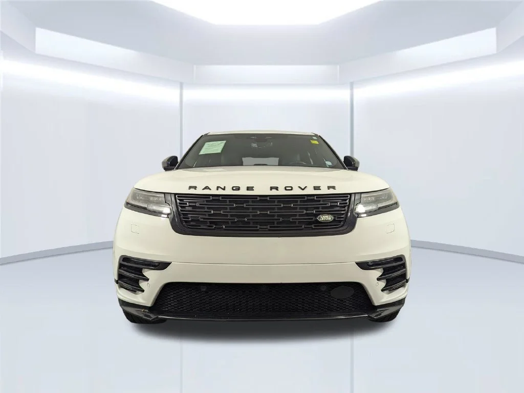 Certified Used 2025 White Land Rover Dynamic SE image 55