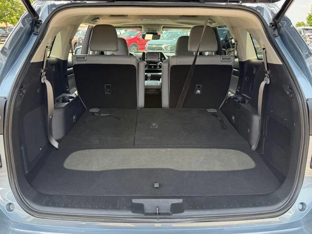 Certified Used 2020 MOON DUST Toyota Limited image 25