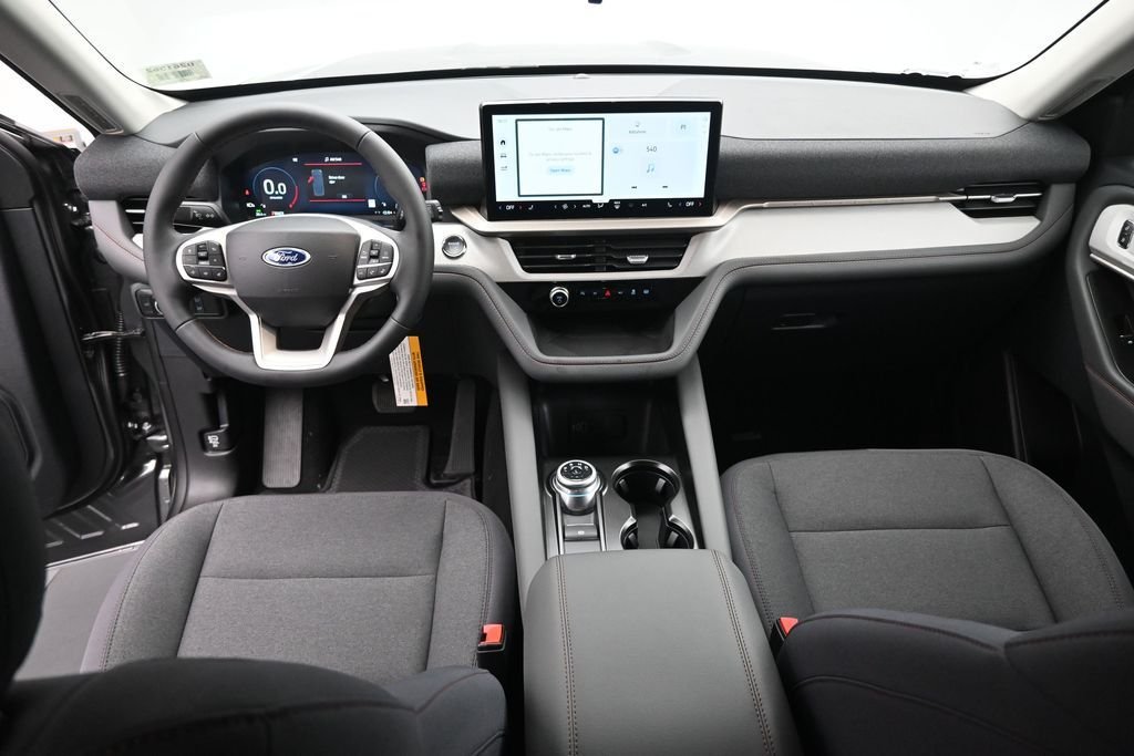 New 2026 Carbonized Gray Metallic Ford Active image 21