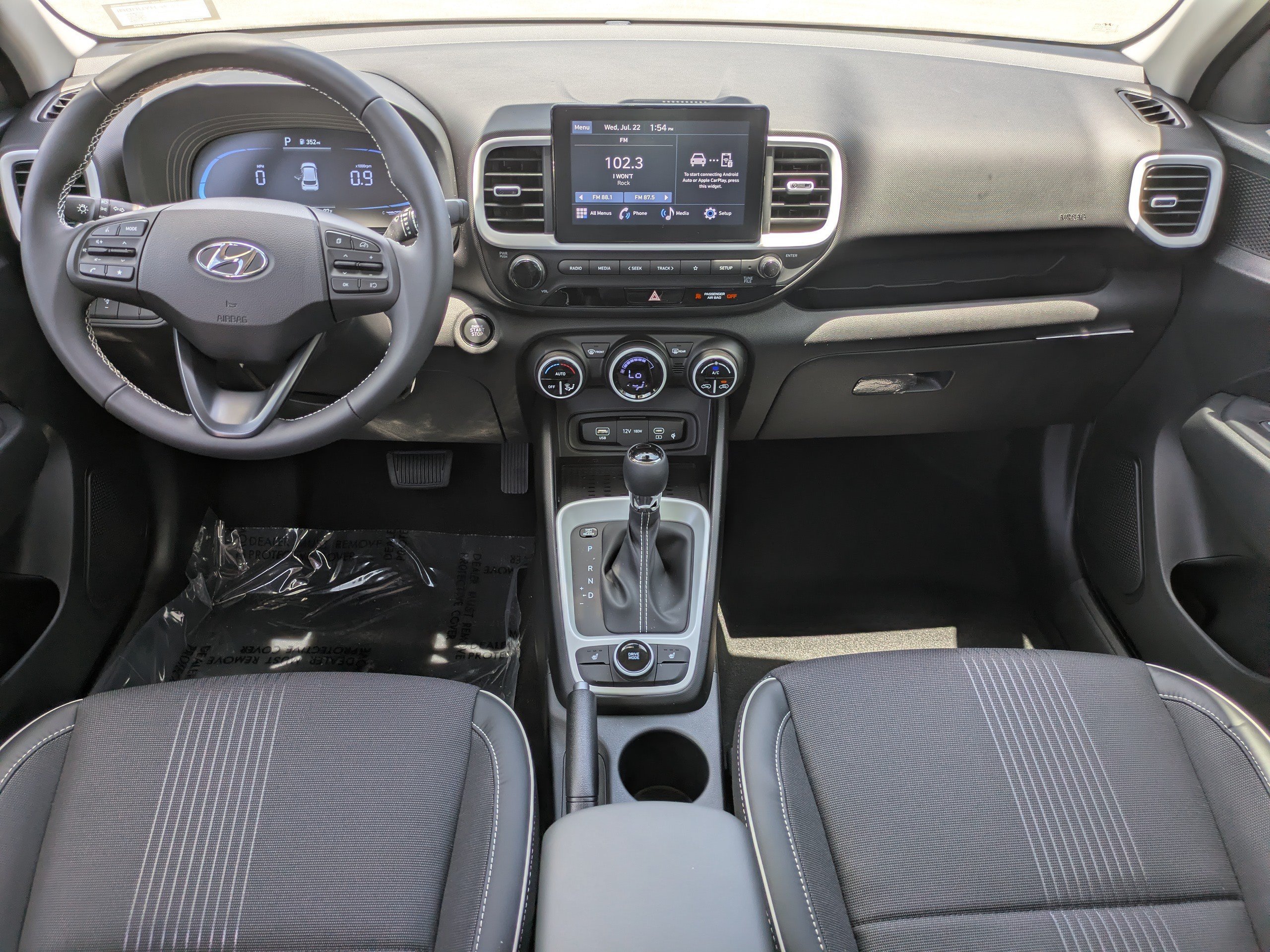 New 2026 Ecotronic Gray w/Black Roof Hyundai SEL w/Two-Tone Roof image 12
