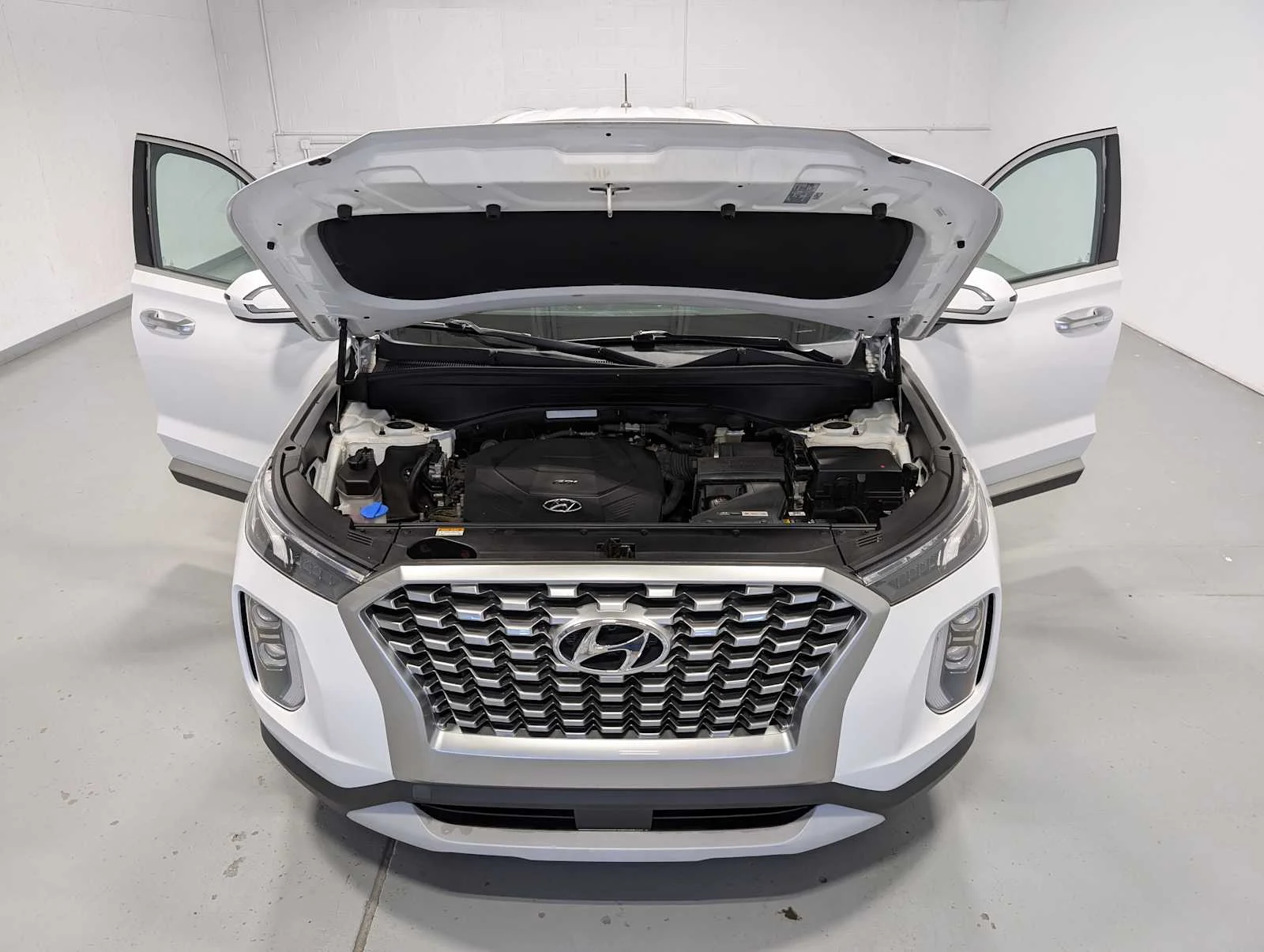 Used 2021 Hyper White Hyundai SEL image 13