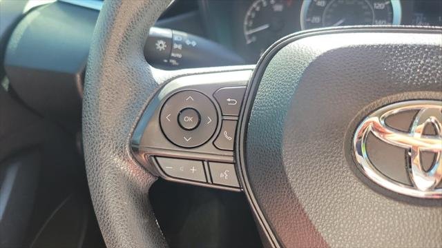 Certified Used 2020 CLASSIC SILVER MET Toyota  image 20