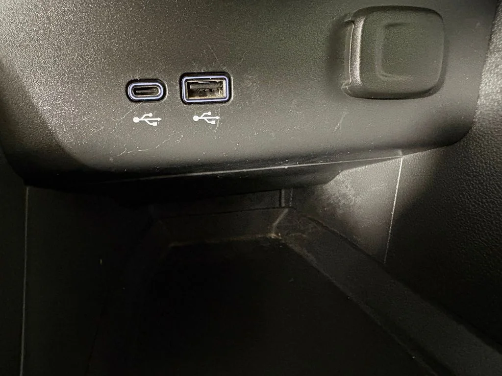 Used 2024 Red Buick Sport Touring image 32