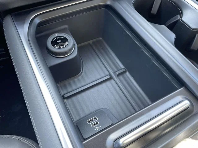 New 2026 Dark Matter Gray Metallic Ford Active image 9