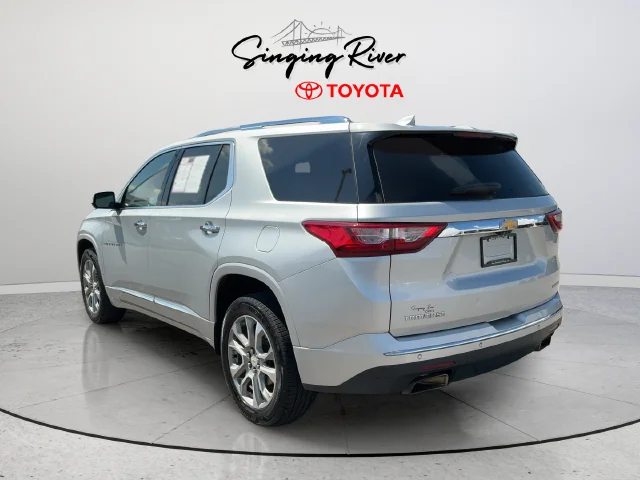 Used 2020 Silver Chevrolet Premier image 5