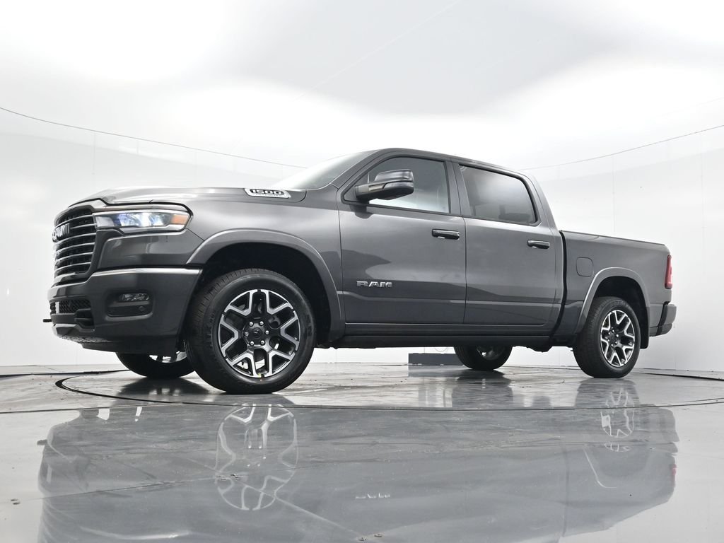 New 2026 Granite Crystal Metallic Clear-Coat Exterior Paint RAM Laramie image 33