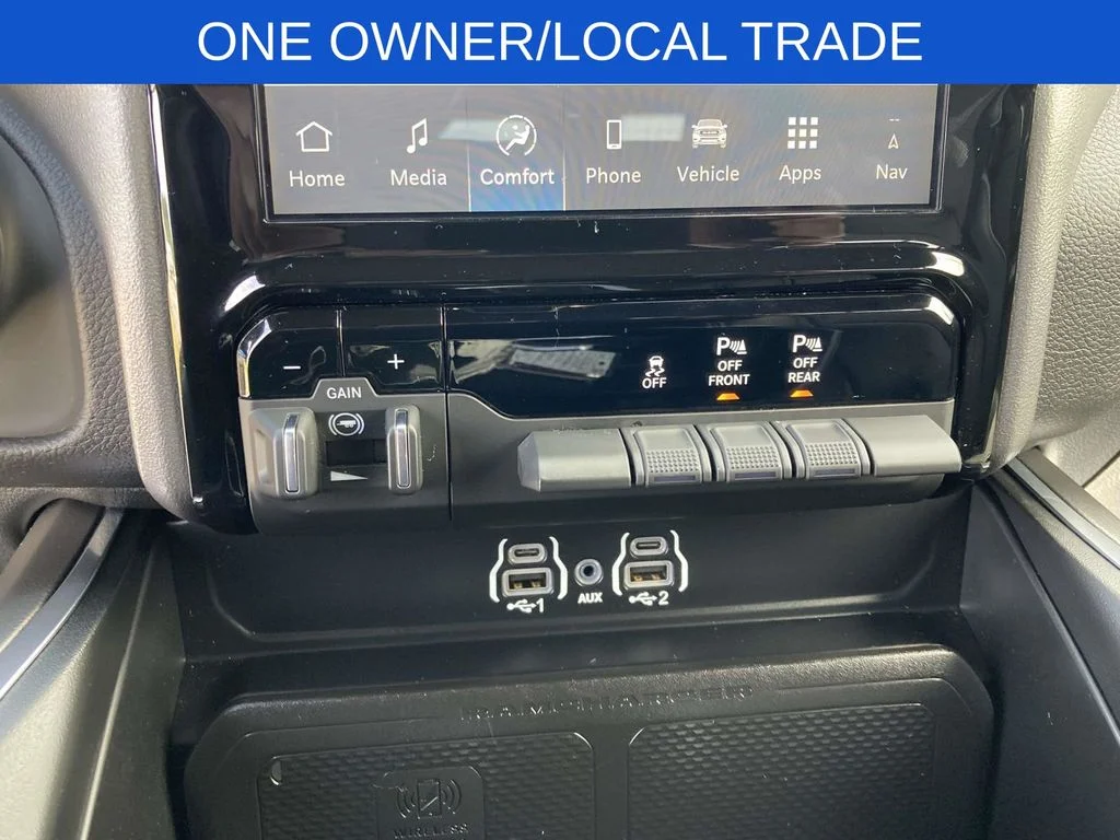 Used 2025 White Ram Laramie image 22
