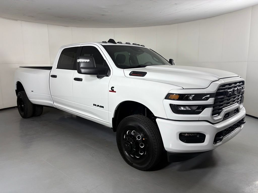 New 2026 Bright White Clear-Coat Exterior Paint RAM Big Horn image 2