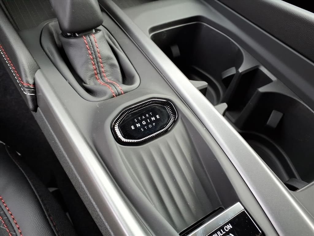 New 2026 Diamond Black Crystal Pearlcoat Dodge R/T image 17