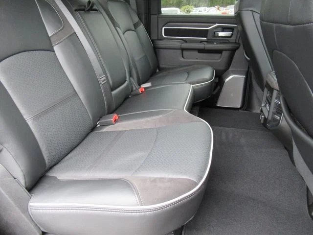 2026 RAM 2500 Laramie - Photo 33