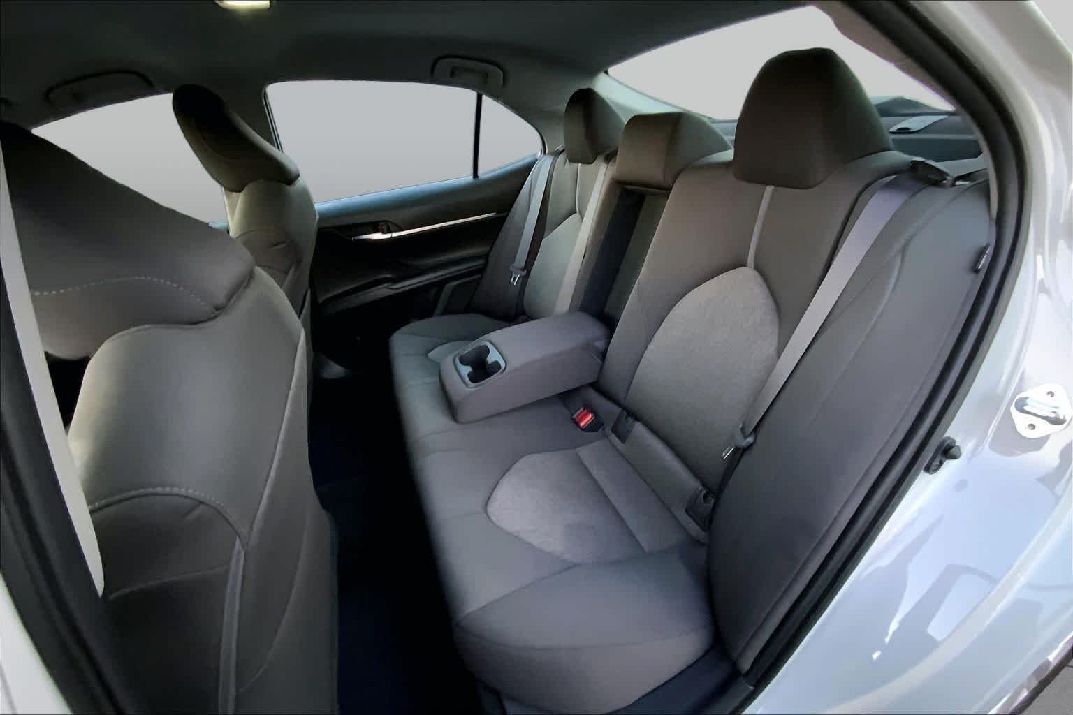 Used 2022 Ice Edge Toyota LE image 18