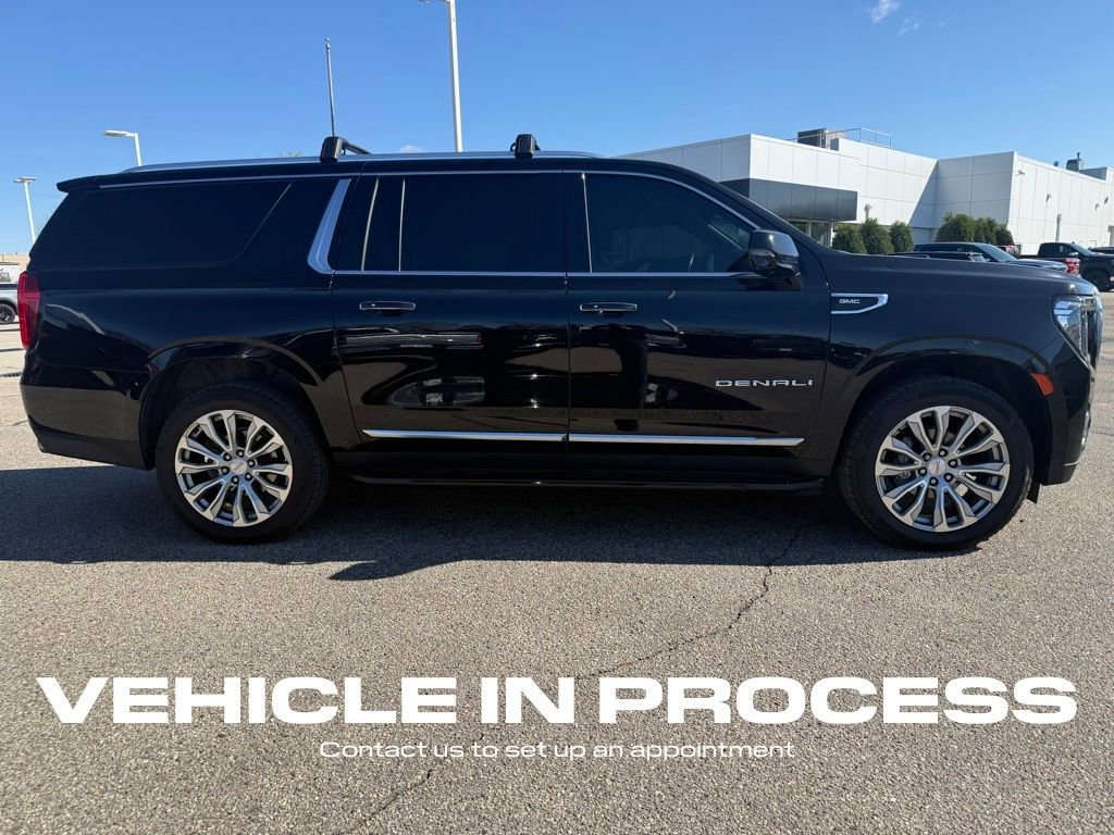 Used 2022 GMC Yukon XL Denali with VIN 1GKS2JKL5NR285317 for sale in Rochester, Minnesota