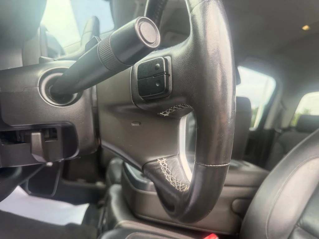 Used 2016 Blue GMC SLT image 16