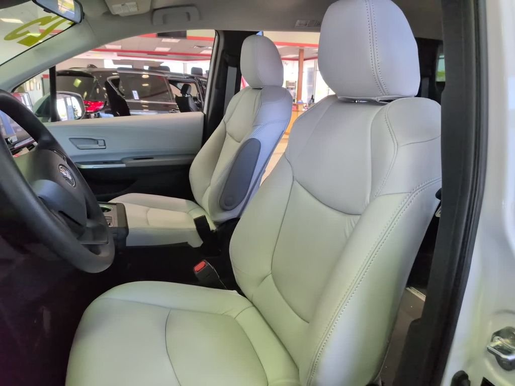 Used 2025 White Toyota LE image 16