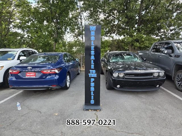Used 2014 White Mazda Grand Touring image 9