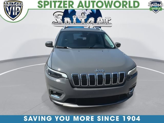 Used 2019  Jeep Limited image 3