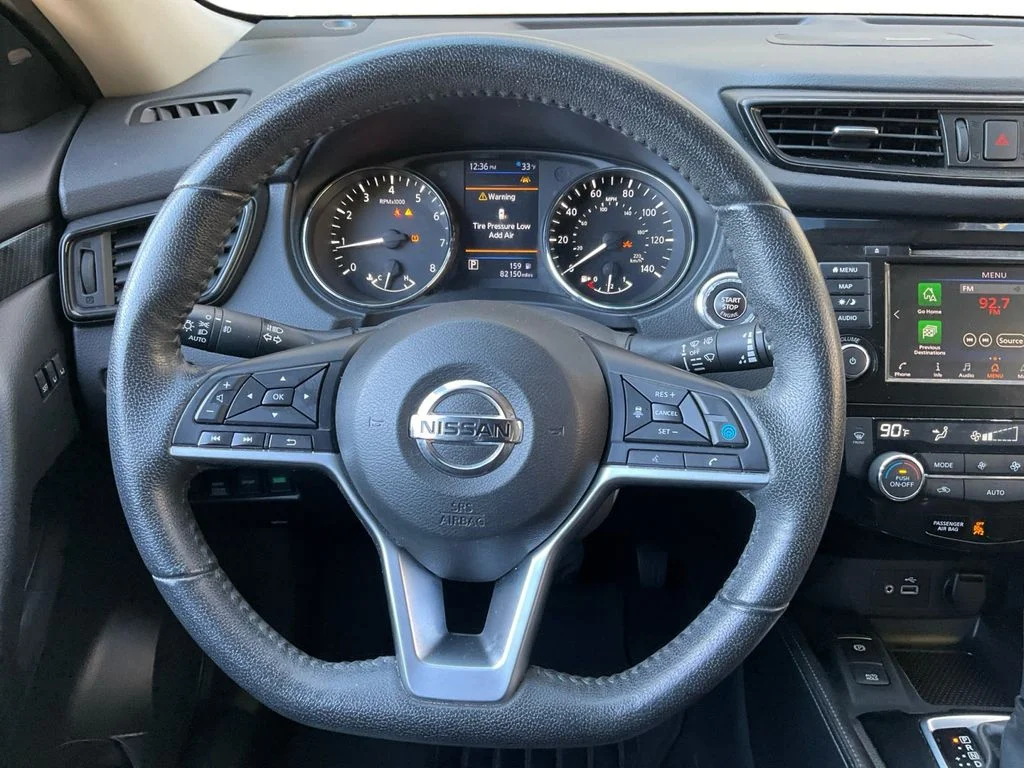 Used 2020 Black Nissan SL image 17