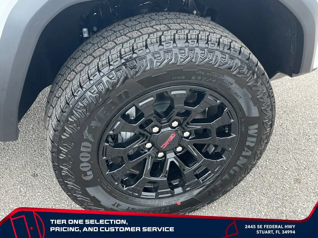 New 2026 Summit White GMC Elevation image 21