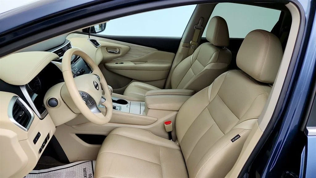 Used 2016 Arctic Blue Metallic Nissan SL AWD w/ Technology Package & Panoramic Moonroof image 11