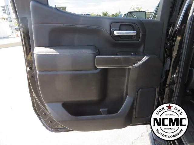 Used 2021 Black GMC AT4 image 46