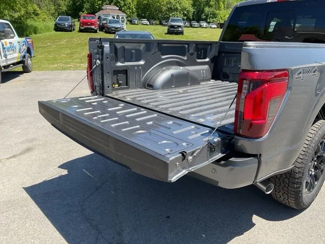 New 2026 Carbonized Gray Metallic Ford XLT image 52