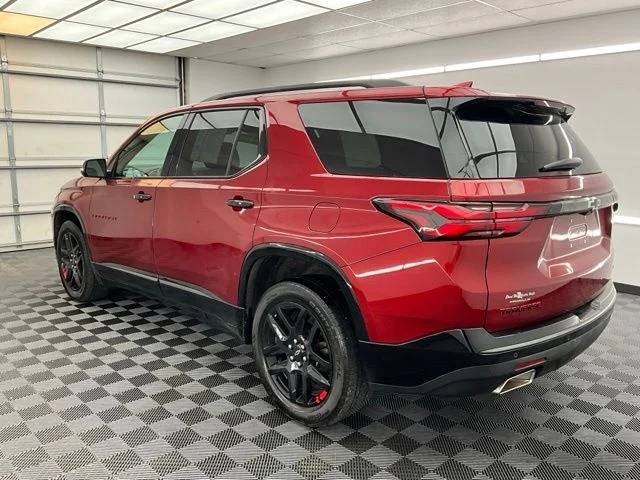 Used 2022 Red Chevrolet Premier image 22
