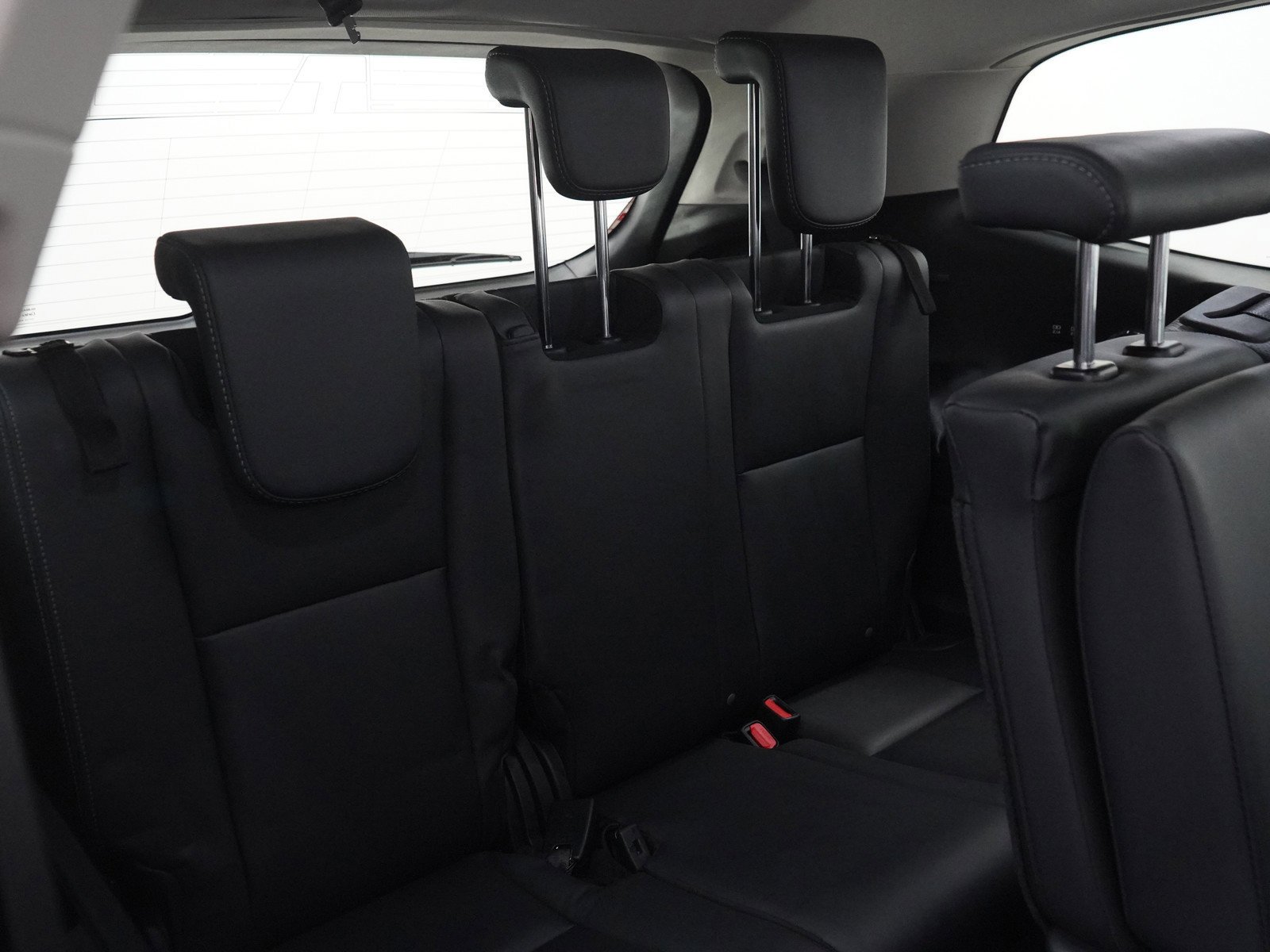 Used 2023 Ice Silver Metallic Subaru Limited image 13