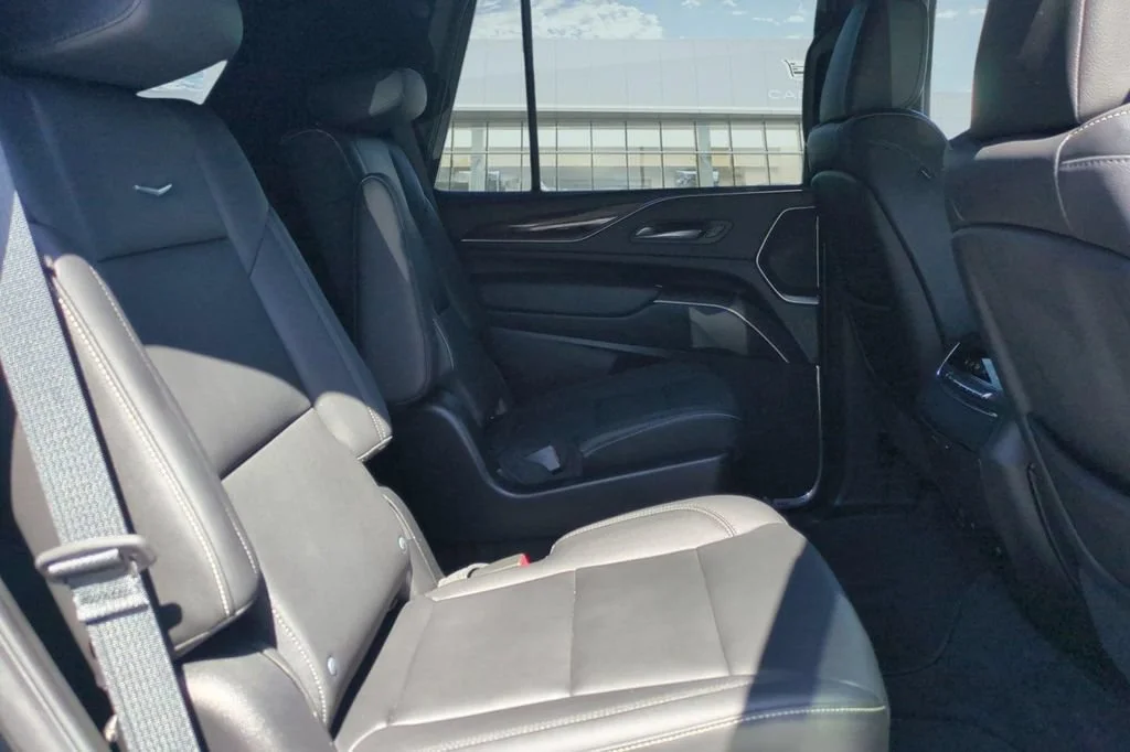 Used 2023 BLACK RAVEN Cadillac RWD Luxury image 17