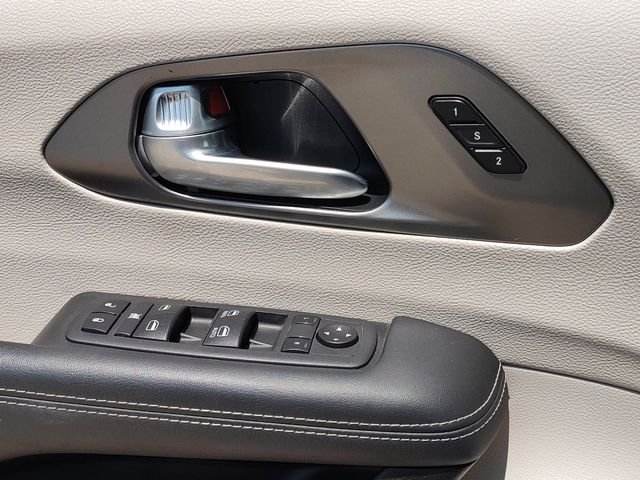 Used 2024 Silver Chrysler Touring L image 20
