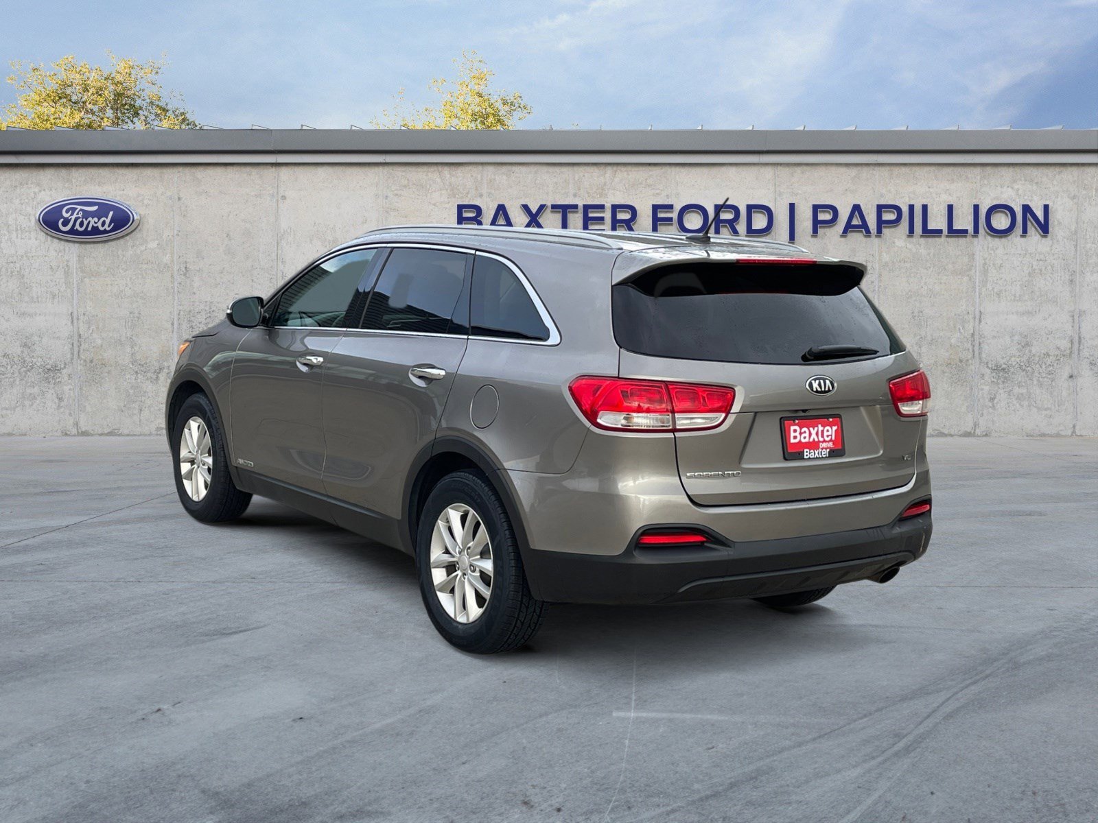 2017 Kia Sorento LX photo 3