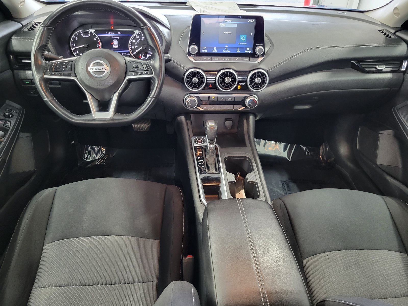 Used 2022 Blue Nissan SV image 28