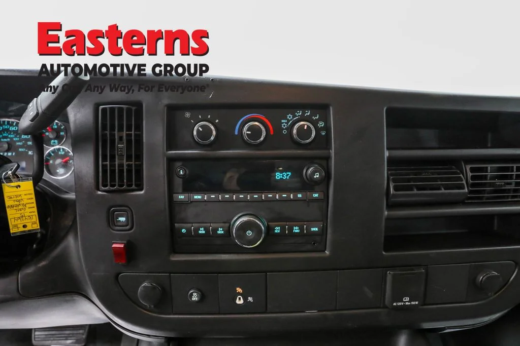 Used 2015 White GMC Work Van image 12