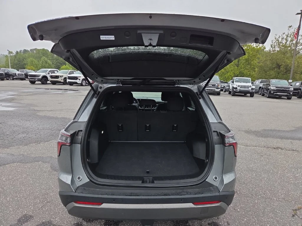 Used 2025 Gray Chevrolet LT image 25