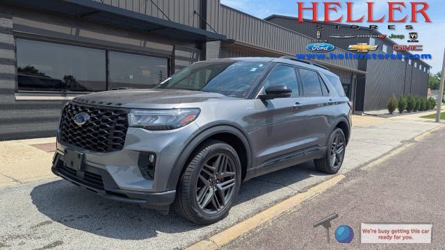 2025 Ford Explorer ST-LINE 4WD (PL535)'s photo