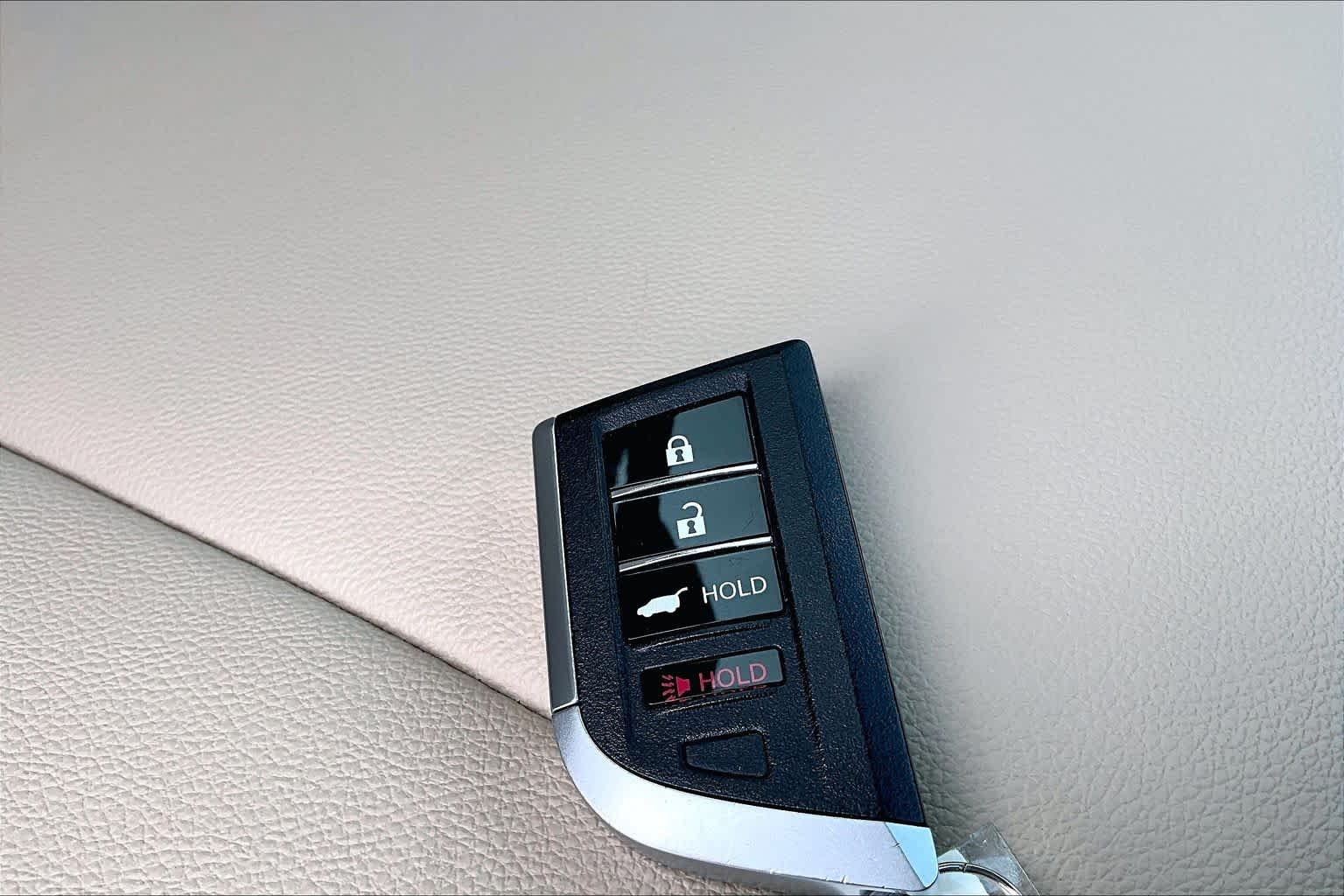 Used 2024 Platinum White Pearl Acura  image 15