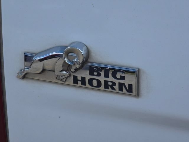 Used 2010 Bright White Clearcoat/Mineral Gray Metallic CC Ram SLT image 27