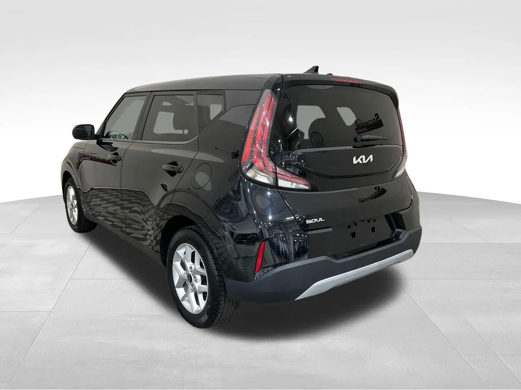 Used 2023 Black Kia LX image 3
