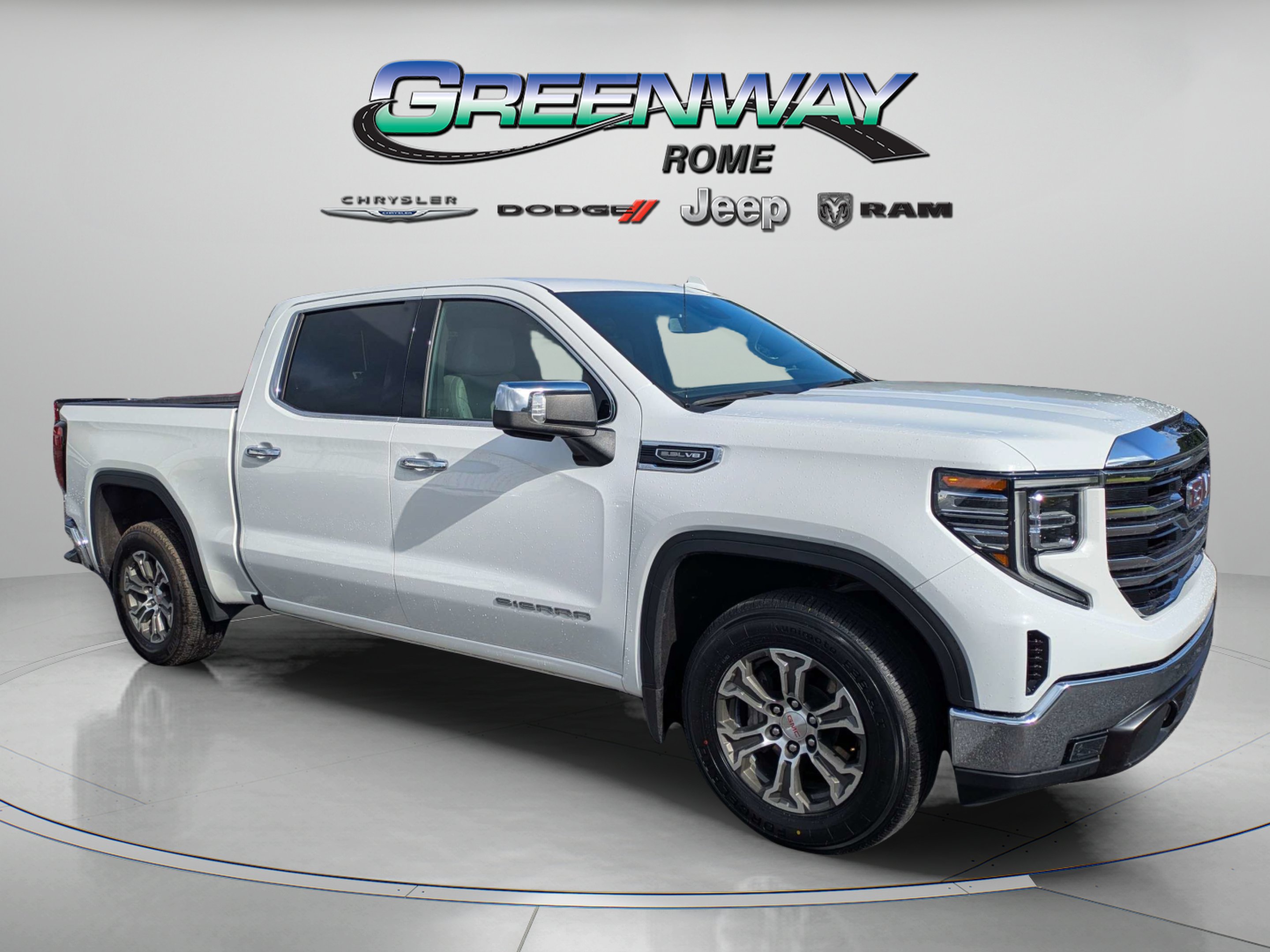 Used 2025 Summit White GMC SLT image 2