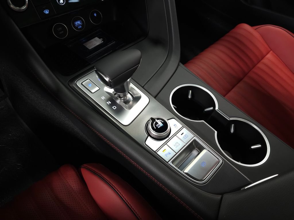 New 2026 White Genesis 3.3T SPORT PRESTIGE image 25