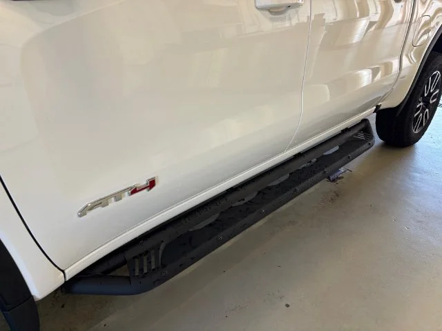 New 2026 White GMC AT4 image 17