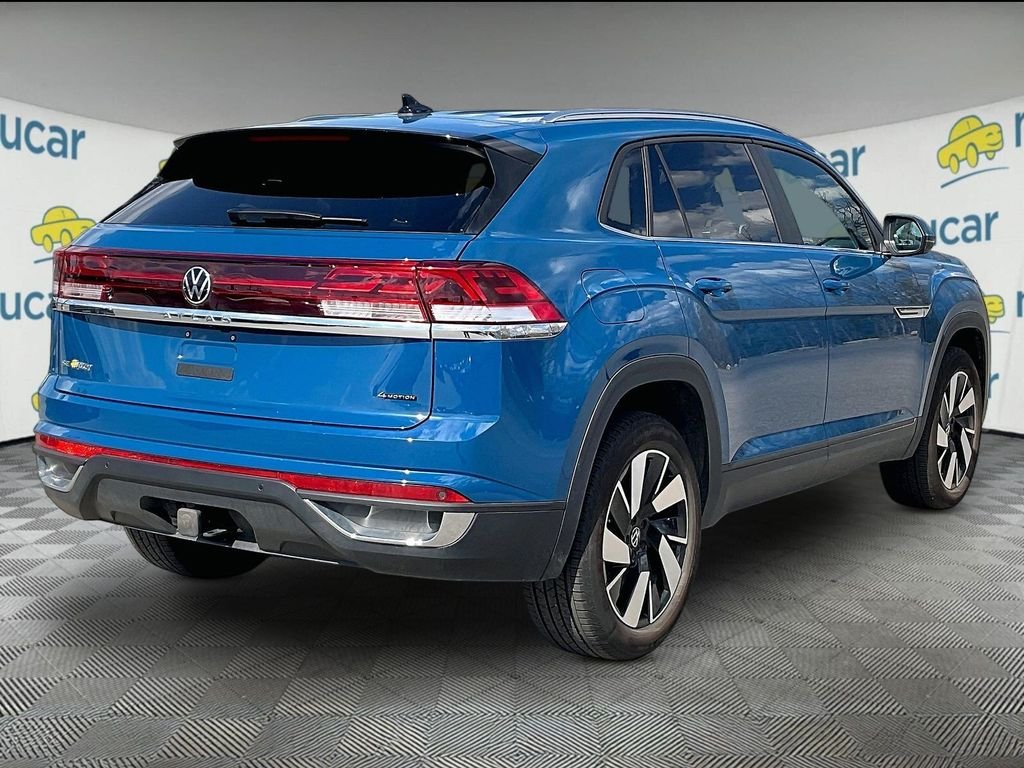 Used 2025 Mountain Lake Blue Metallic Volkswagen 2.0T SE w/Technology image 6