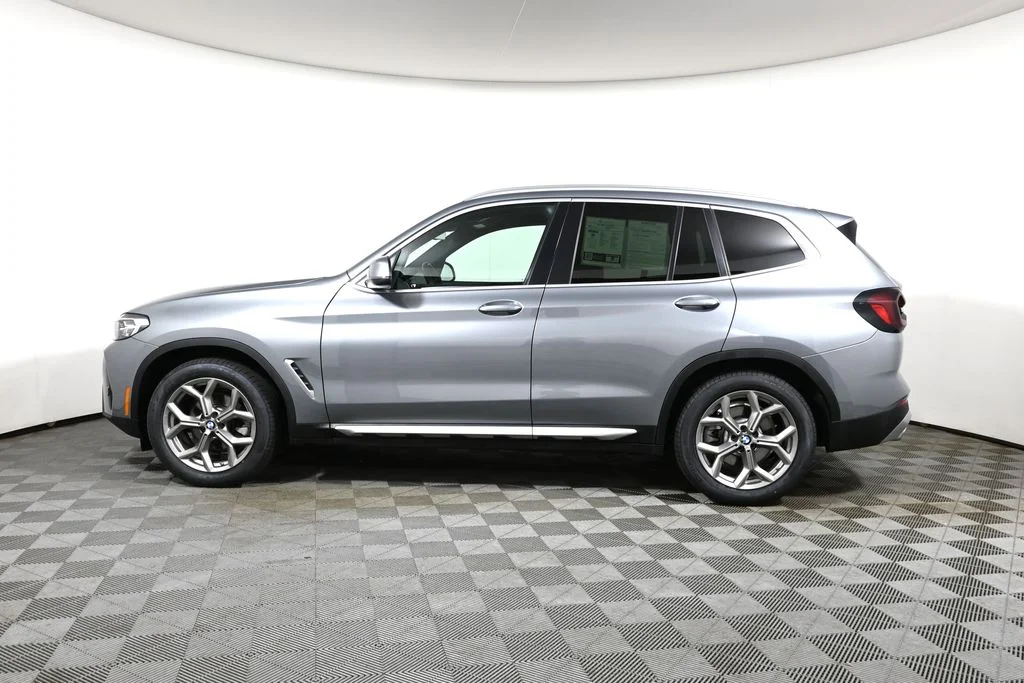 Certified Used 2024 Gray BMW xDrive30i image 2