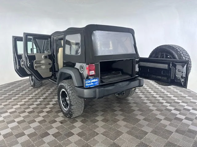 Used 2009 Black Jeep Unlimited X image 20