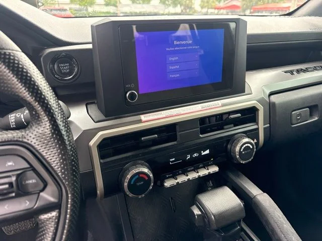 Used 2024  Toyota SR5 image 20